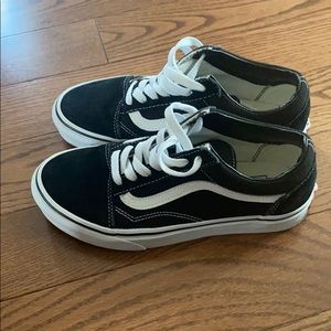 Black Vans